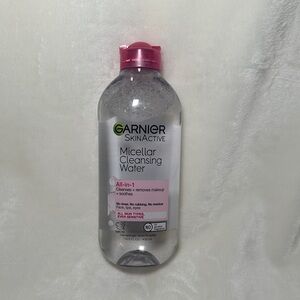 Garnier SkinActive Micellar Water (brand new)